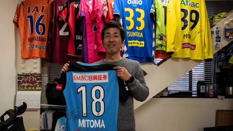 الأهلي المصري يعلن غياب عمرو السولية عن مواجهة الهلال السوداني