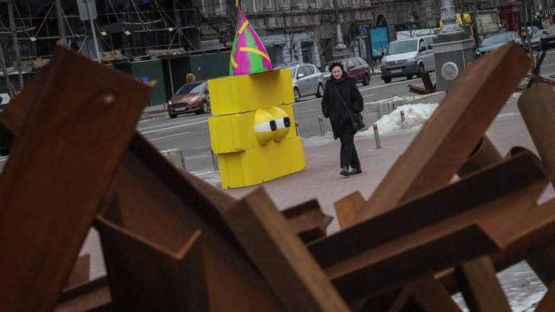 حكومة بريطانيا ترفض الرضوخ لمطالب أطقم التمريض والإسعاف